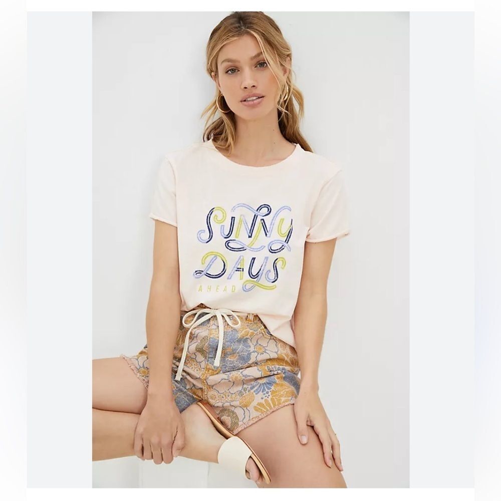 By Anthropologie Carly Chan Sunny Days
Ahead Graphic Tee Medium